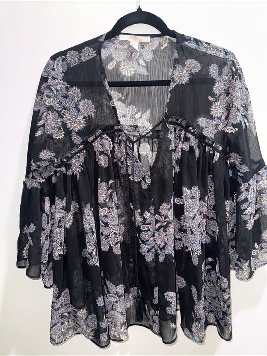 Forever 21 Tops - Boho Sheer Black Floral Tie-Neck Women's Top